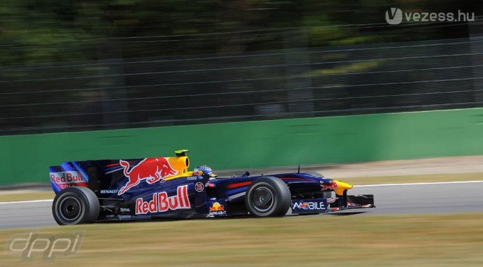 A Red Bull elégedetlen a Renault-val