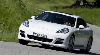 Porsche Panamera: Domináns hím