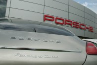 Porsche Panamera: Domináns hím 88