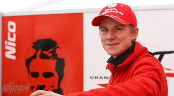 Az F1 küszöbén az új Hamilton!