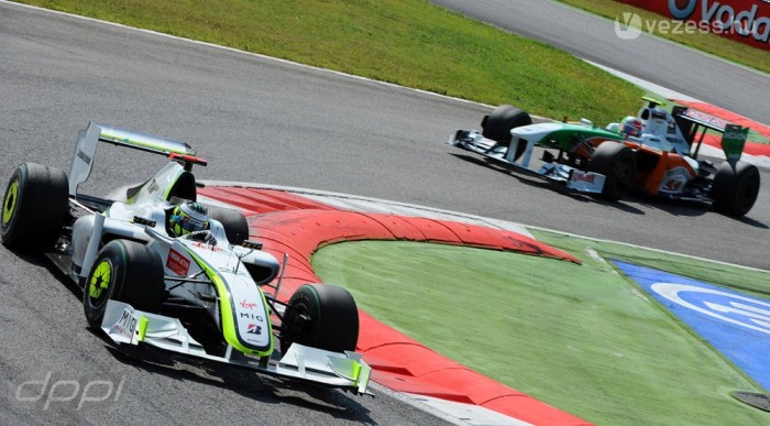 Nem sokat ér Button