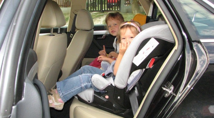 Családi autónak kicsit szűk a hátsó lábtér