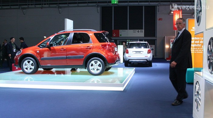 Beültünk a kicsit új Suzukiba 11 | Vezess Három év után jött a modellfrissítés