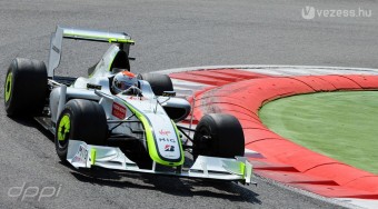 Fotózásra vált a Brawn