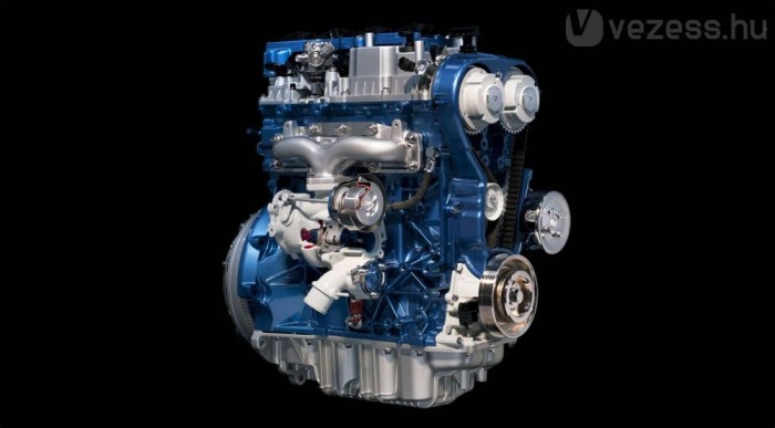 1,6-os és 2,0 literes négyhengeres