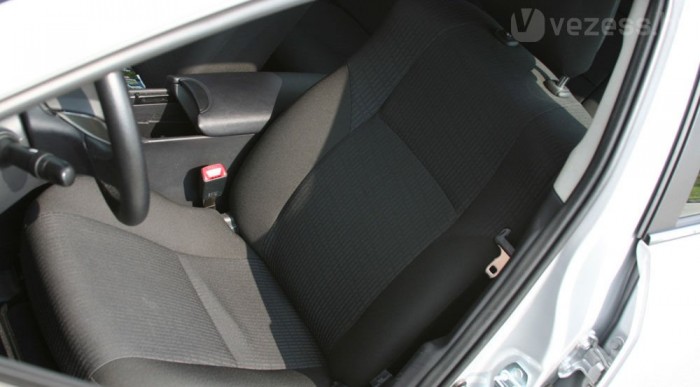 Rövid a lapja, mégis kényelmes az ülés