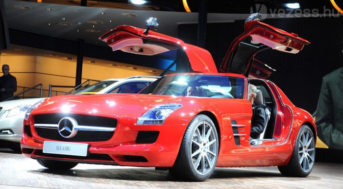 Máris átalakul a szuper-Merci 6 | Vezess Marad a sirályszárnyas megoldás