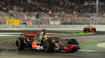 Hamilton nem fogja vissza magát