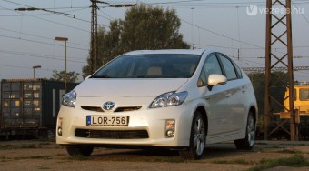 Teszt: Toyota Prius III