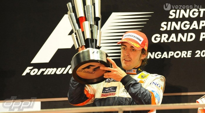 Alonso dobogóval feledtetné a botrányt 5 | Vezess Most is győzelemnek tartja