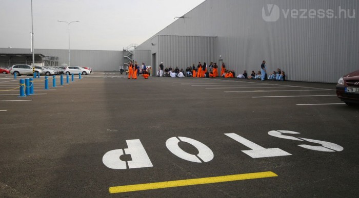 Ideiglenes munkabeszüntetés