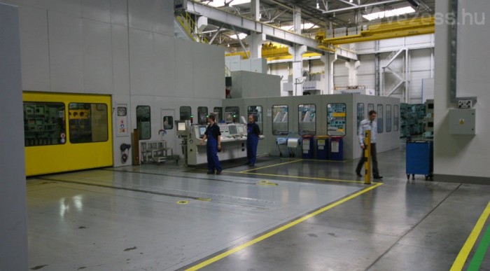 Kirk kapitány az irányítópultnál