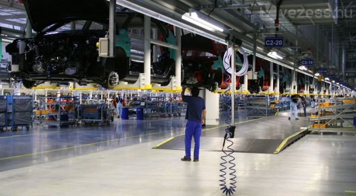 Itt már több az ember