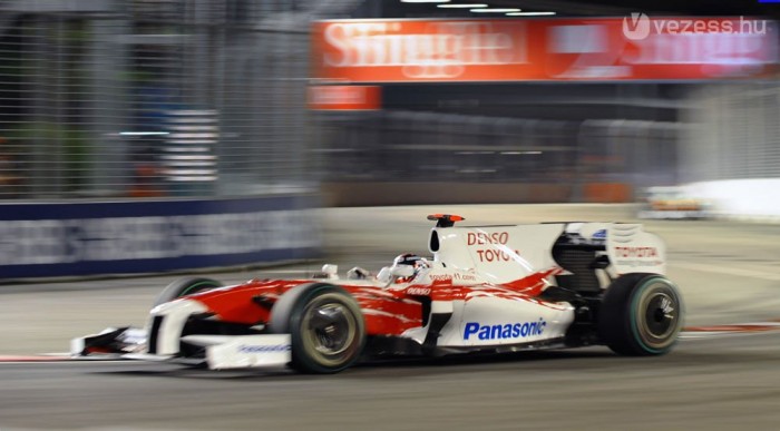 A Toyota kiszállhat