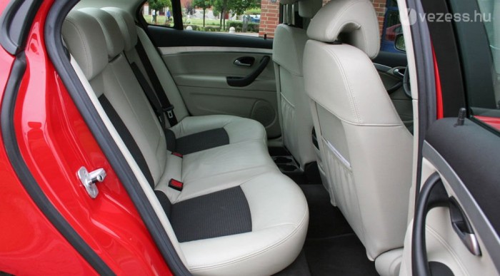 Nincsenek agyonütve