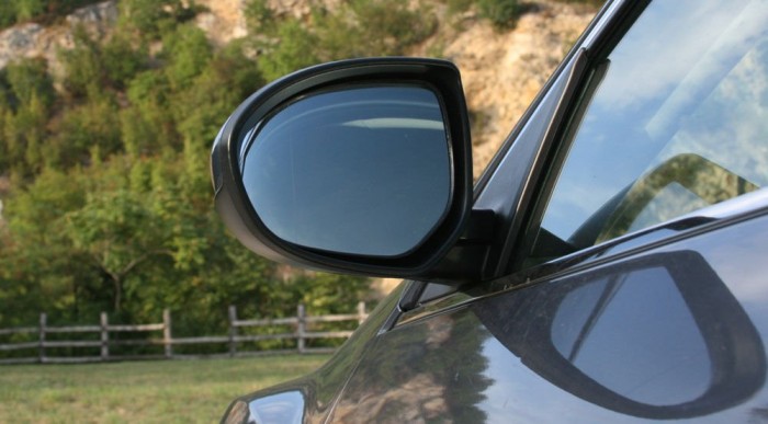 Teszt: Mazda6 2.2 185 LE 10 | Vezess Van holttérfigyelő is