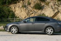 Teszt: Mazda6 2.2 185 LE 38