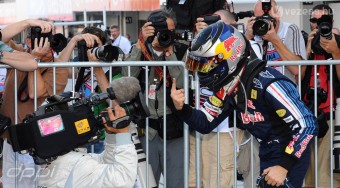 A büntetések miatt Räikkönen is győzhet