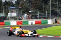 Vettel lazán győzött Japánban 104