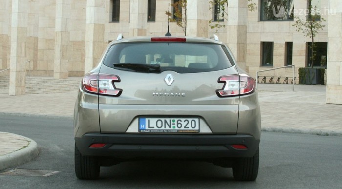 Ötmillió alatt maradt a listaára