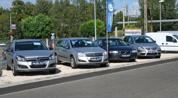 Hiába az avulás, így is túlzás a regisztrációs díj