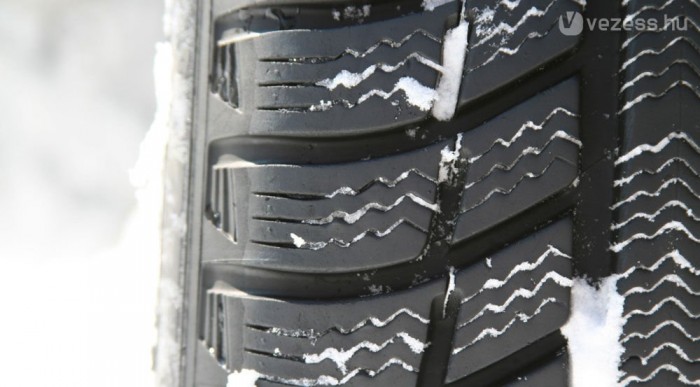 Tapadást biztosít a sok lamella