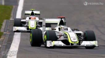 Coulthard aggódik Buttonért