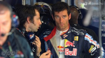 Webber nyerte az első edzést