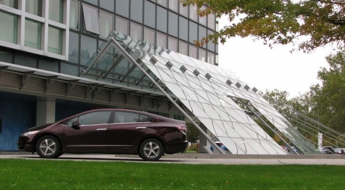 Kis szomorú a végére: egy kiló 350 baros H2 nyolc euró. És 50 kilométerre elég 