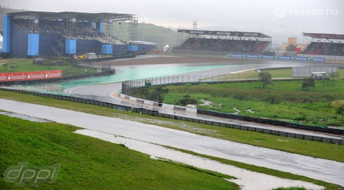 71 percet állt az időmérő