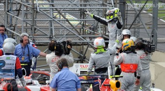 Webber győzött, Button bajnok lett!