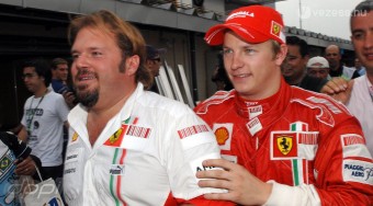 Ferrarisokat szerződtet a Lotus