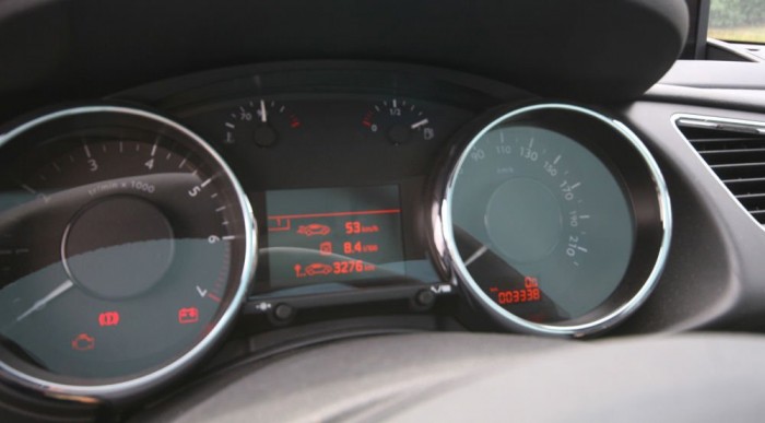 Füllentenek a gyártók a fogyasztásról?