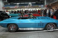 1966-os Chevrolet Corvette C2, legnagyobb sebessége 245 km/h volt