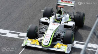 Több csapat is vinné Buttont?