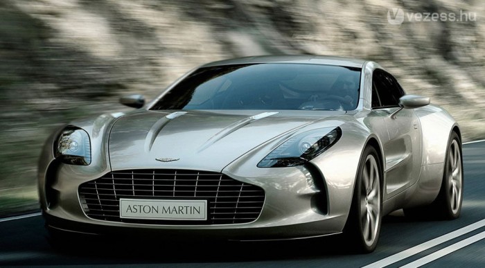 Szexi csajról álmodnak a férfiak 7 | Vezess 77 készül majd az Aston Martin One-77-ből