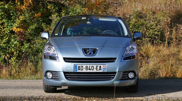 Ez éppen egy 1,6-os benzines