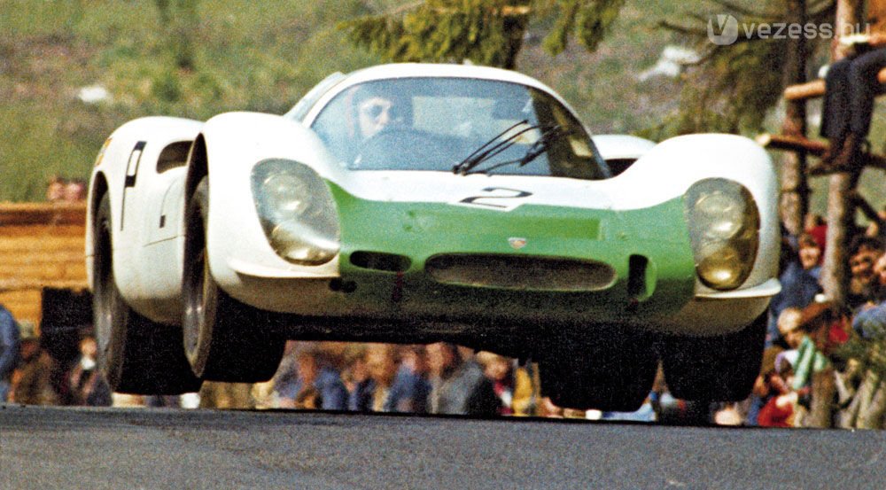 A versenypályákról ered a Porsche nimbusza