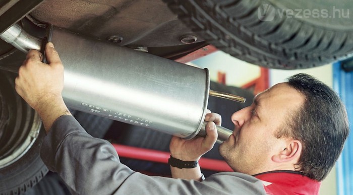 Az autószerelők kormánykritikája 6