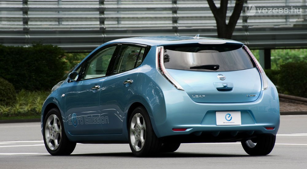 Vevőket vár az elektromos Nissan 6