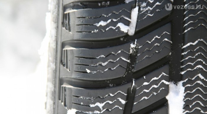 Érdemes áldozni jó abroncsra
