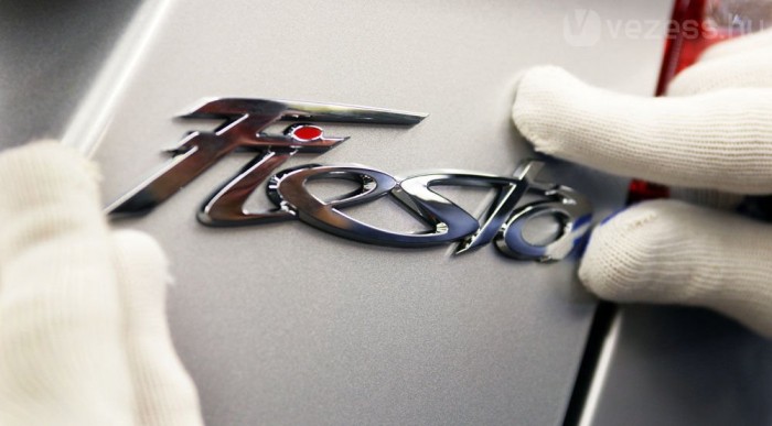 12 millió felett a név