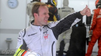 A McLaren is akarta Barrichellót