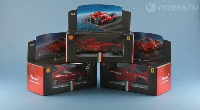 Ferrarit egy tankolásért 4 | Vezess Még gyári állapotban