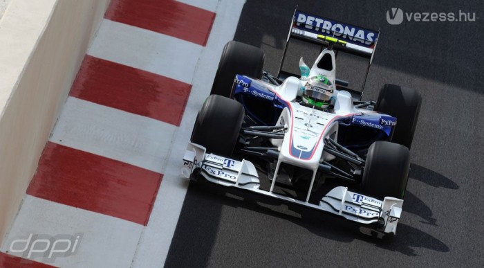 Ugrásra készen várnak