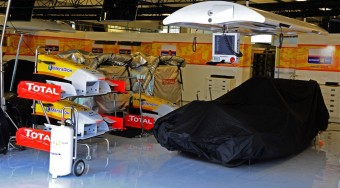 A Renault nem akar kiszállni