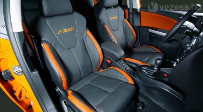 Fűt és megmasszíroz az ülés 