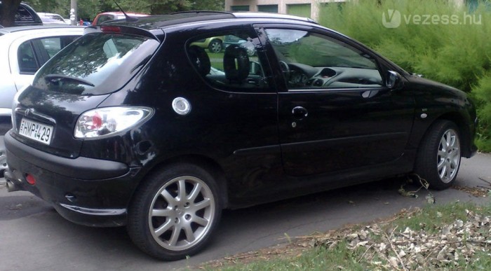 Lopott Peugeot GTI-t keresünk