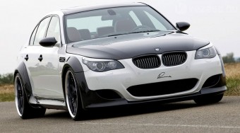 730 lóerős pepita szörny