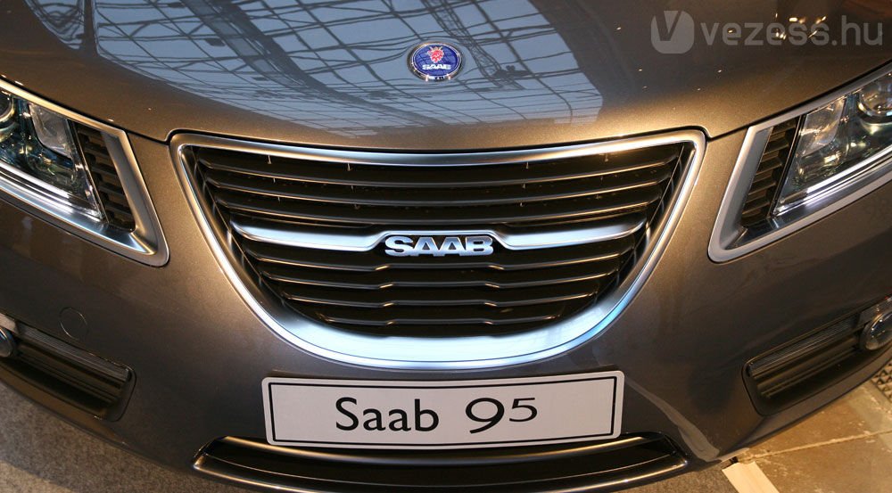 Válás után jó bőrben: új Saab 9-5 9